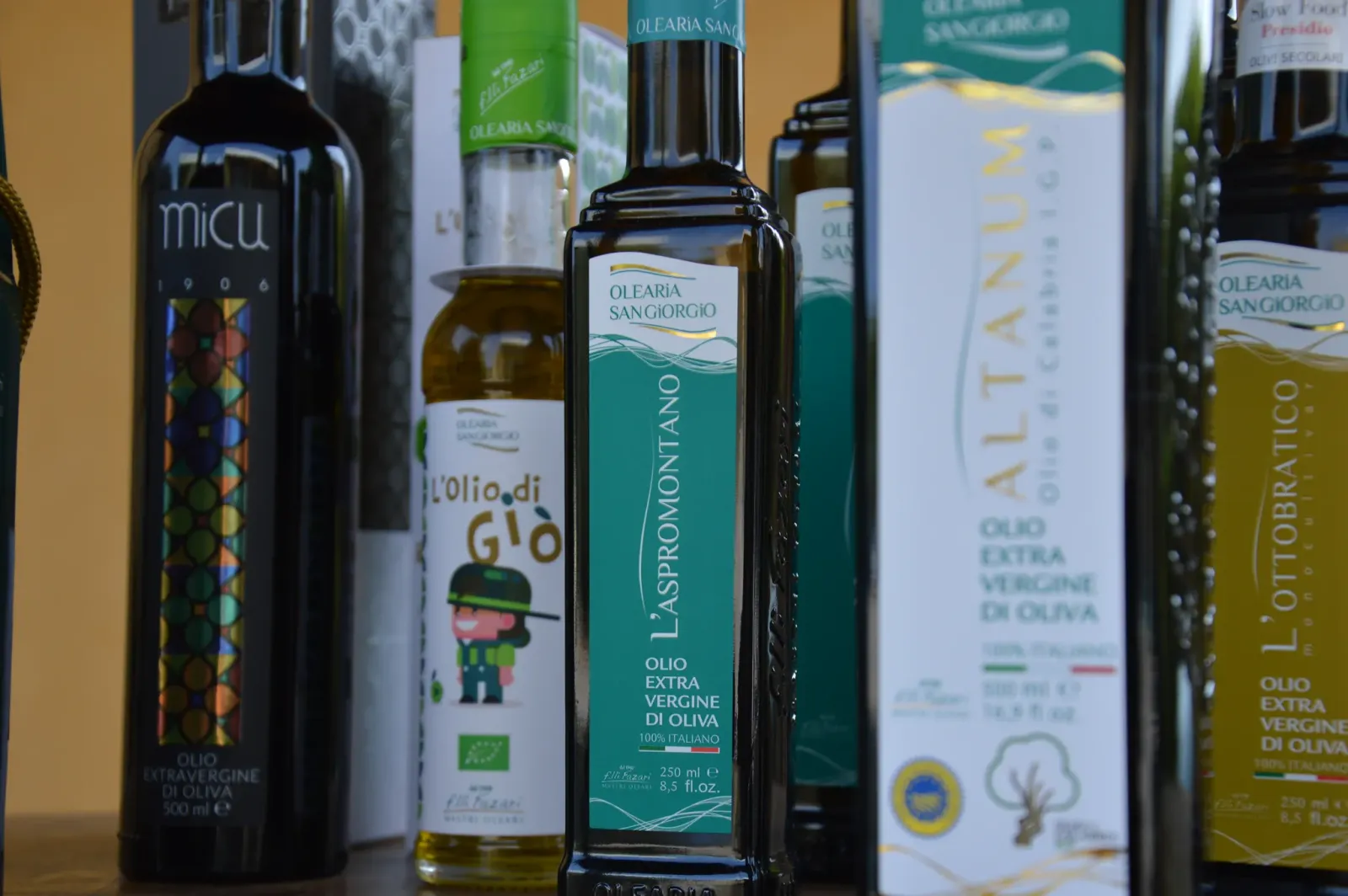Buyer professionale seleziona prodotti agricoli italiani